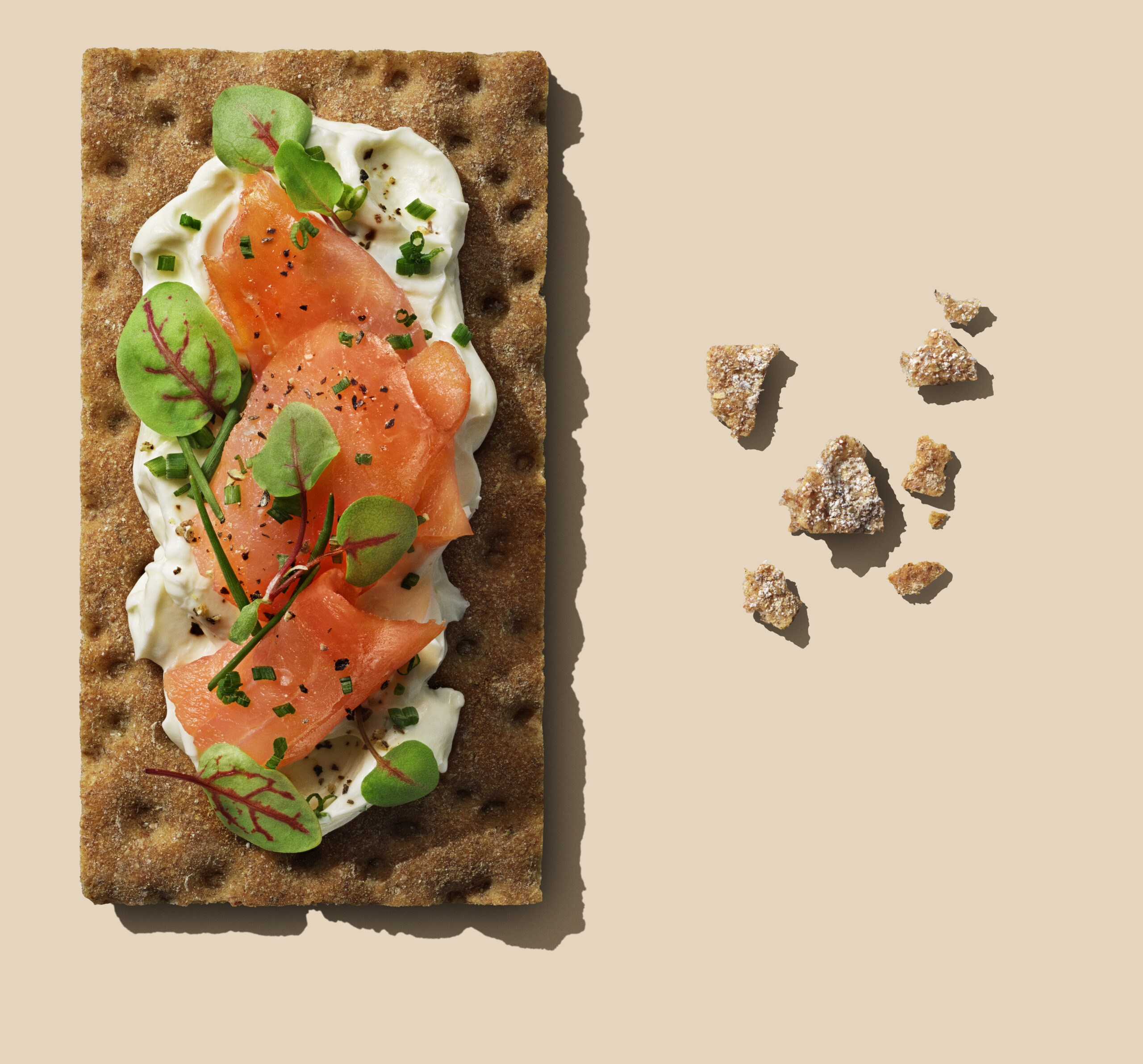 Wasa Vollkorn Roggen Portion auf einem Frühstückstisch